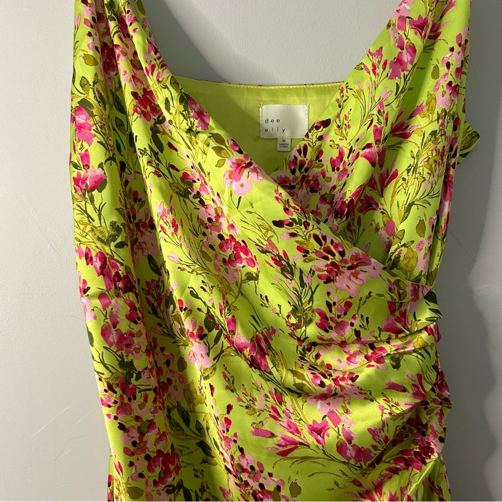 4SI3NNA Jessika Green Floral Printed Satin Effect Midi Dress - Picture 6 of 9
